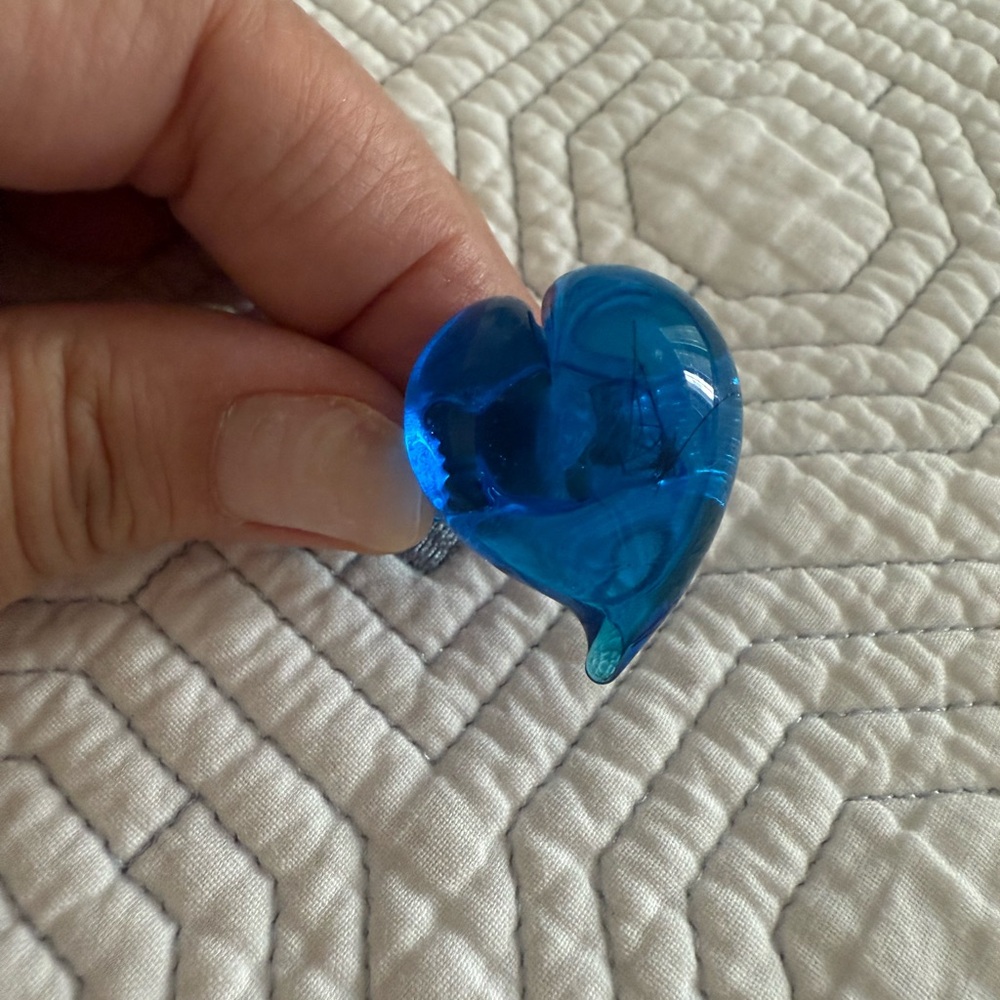Blue Murano glass-artist Made, vintage Heart-Shaped Ring- big and bold! - Picture 4 of 8